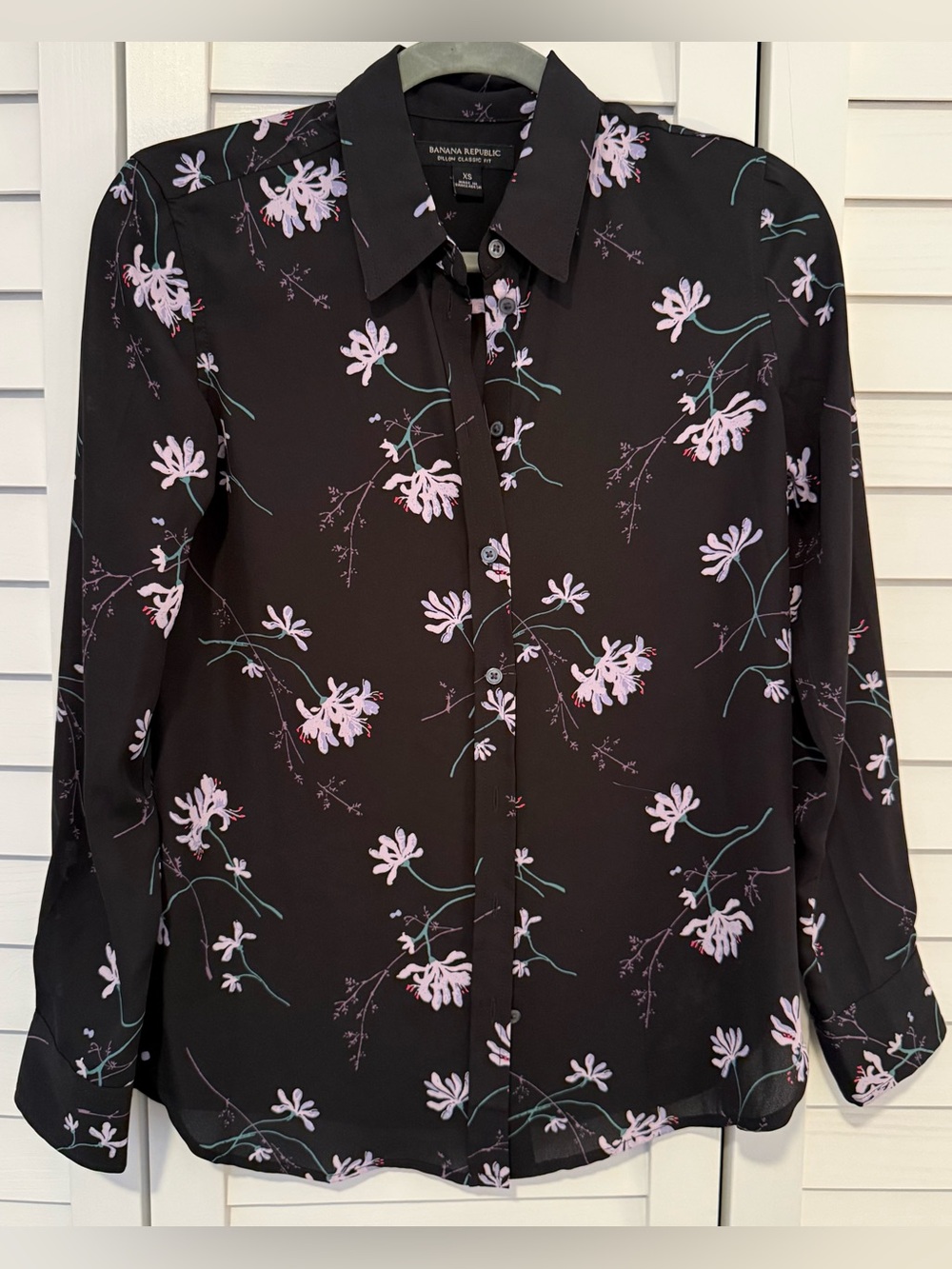 Banana Republic Black Blouse with Pink Floral Print, Office, Dillon Classic Fit